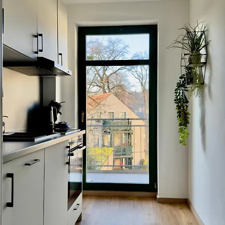 Stylish 2r Apartment